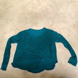 Soft and stretchy long sleeve top